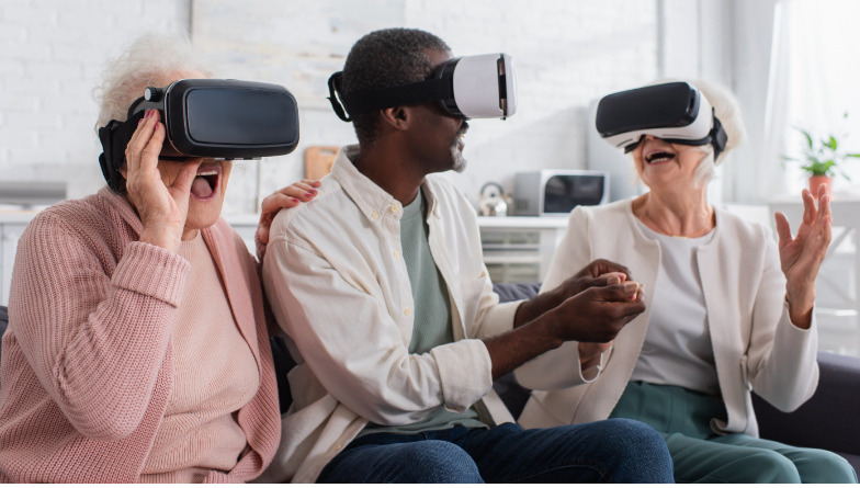 Der Einsatz von virtueller Realität (VR) in der Schmerztherapie bei älteren Menschen